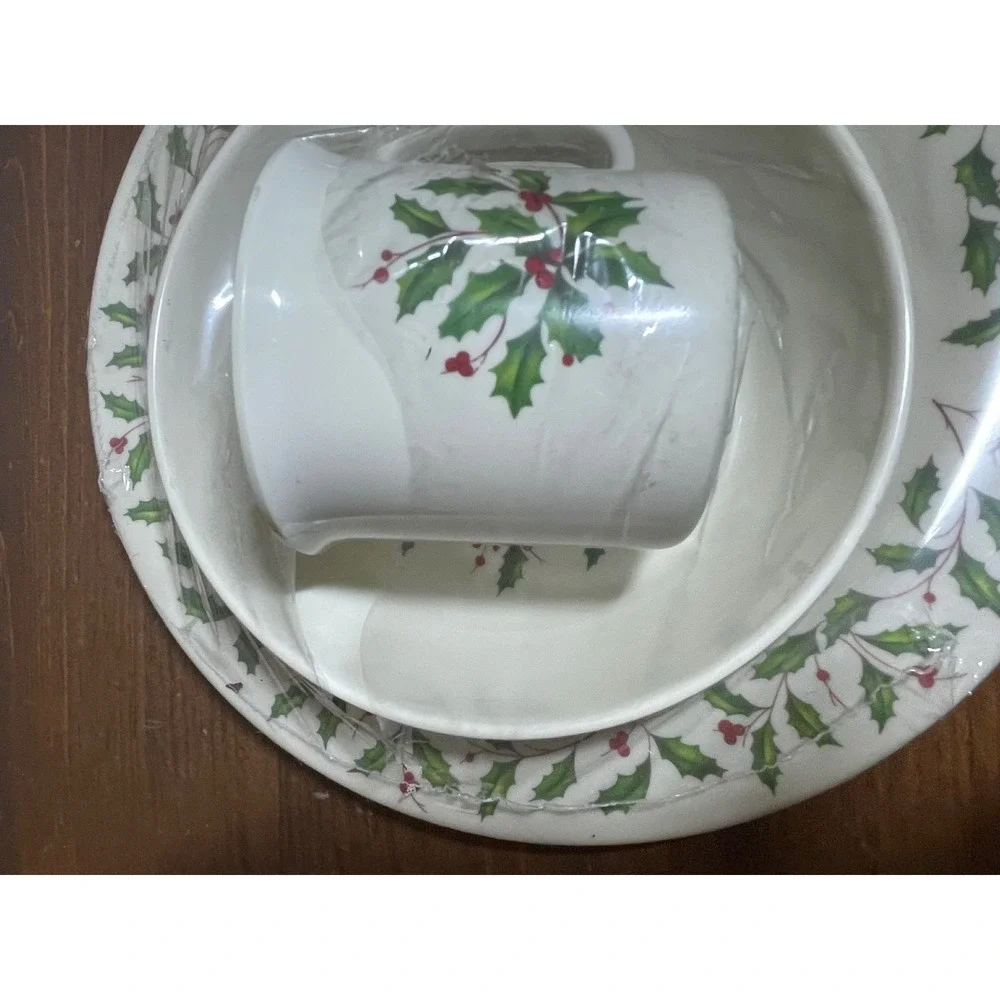 Lenox China Holiday Holly Berry 3 Piece Set Dinner Plate Bowl Mug Christmas